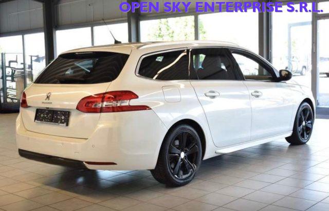 PEUGEOT 308 PureTech Turbo 110 CV SW Style LED NAVI PDC