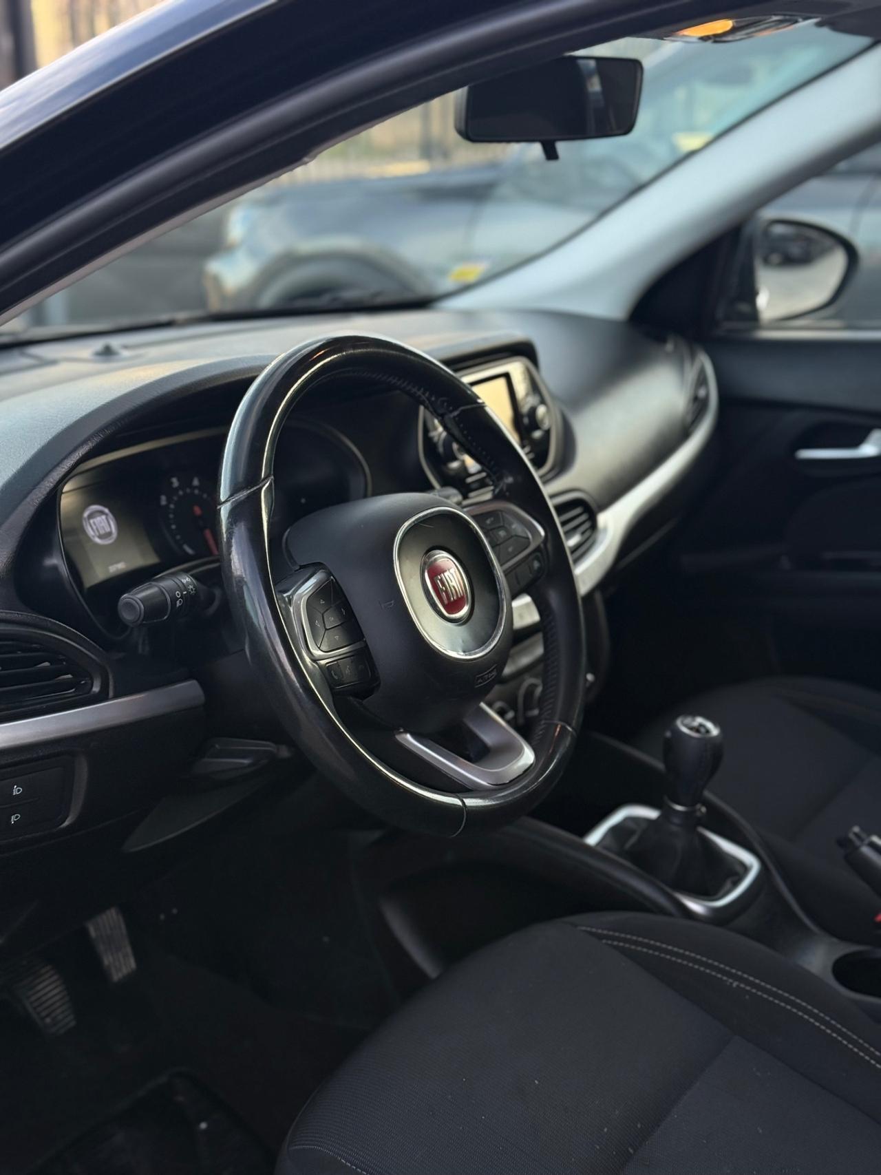 Fiat Tipo 1.6 Mjt S&S SW Lounge