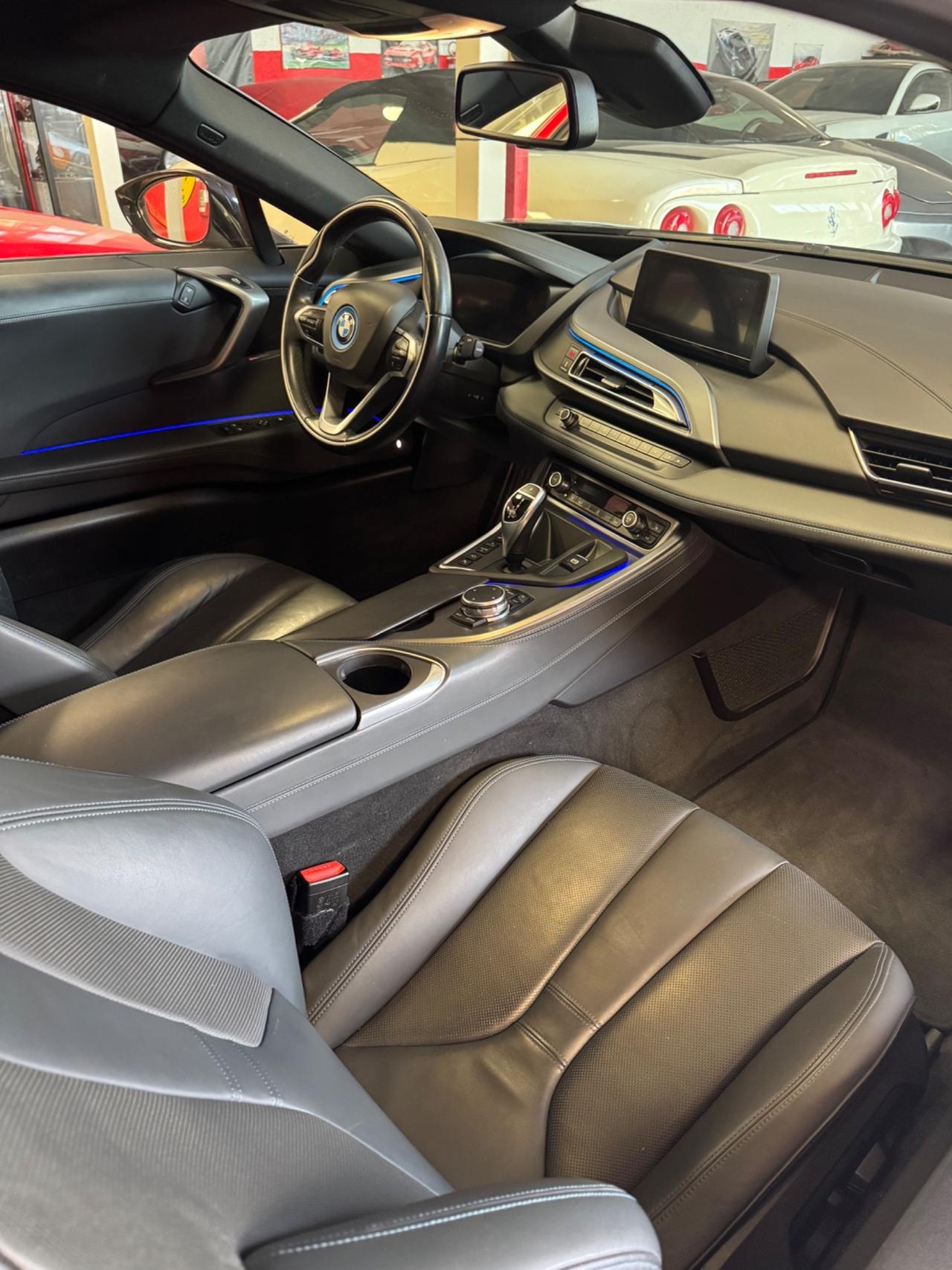 Bmw i8 ufficiale BMW PERMUTE