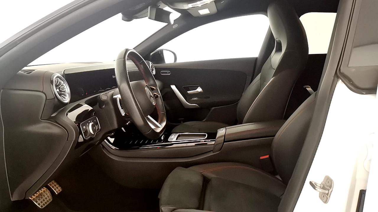 Mercedes-Benz CLA Sh.Brake - X118 2023 - CLA Shooting Brake 200 d AMG Line Advanced Plus auto