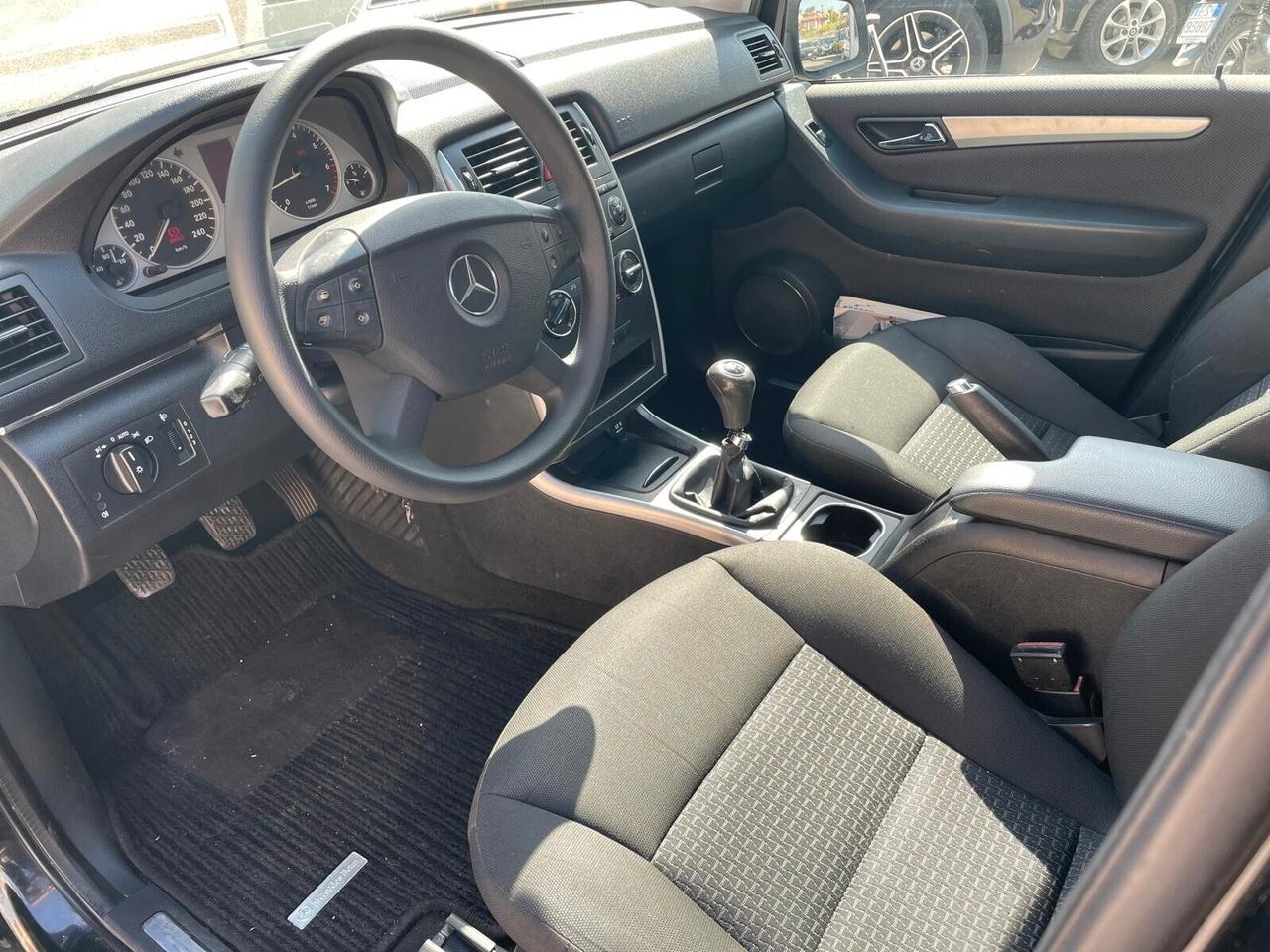 Mercedes-benz B 180 B 180 NGT BlueEFFICIENCY