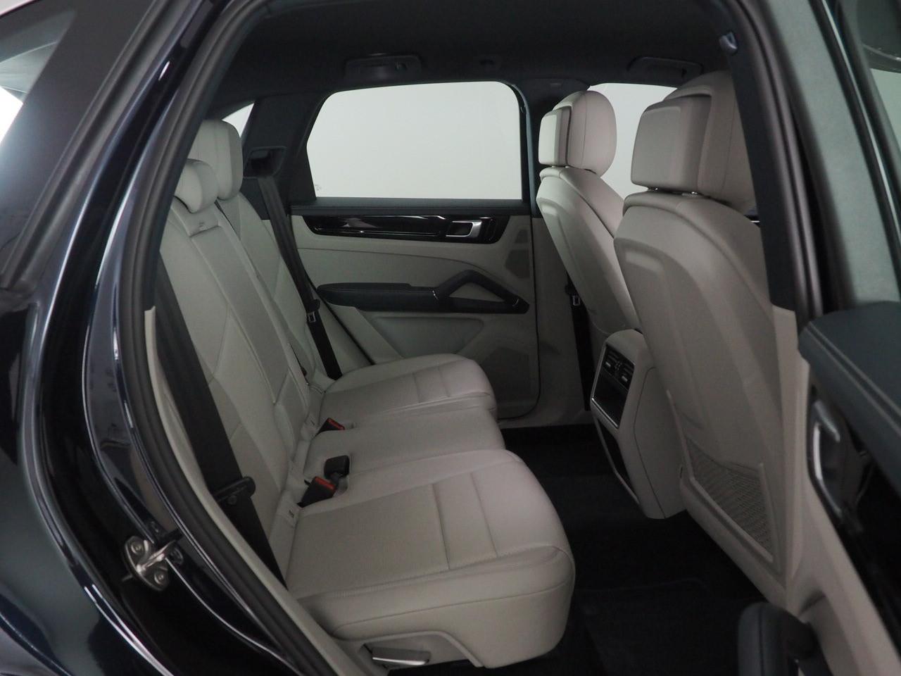 PORSCHE Cayenne III 2018 - Cayenne 3.0 tiptronic