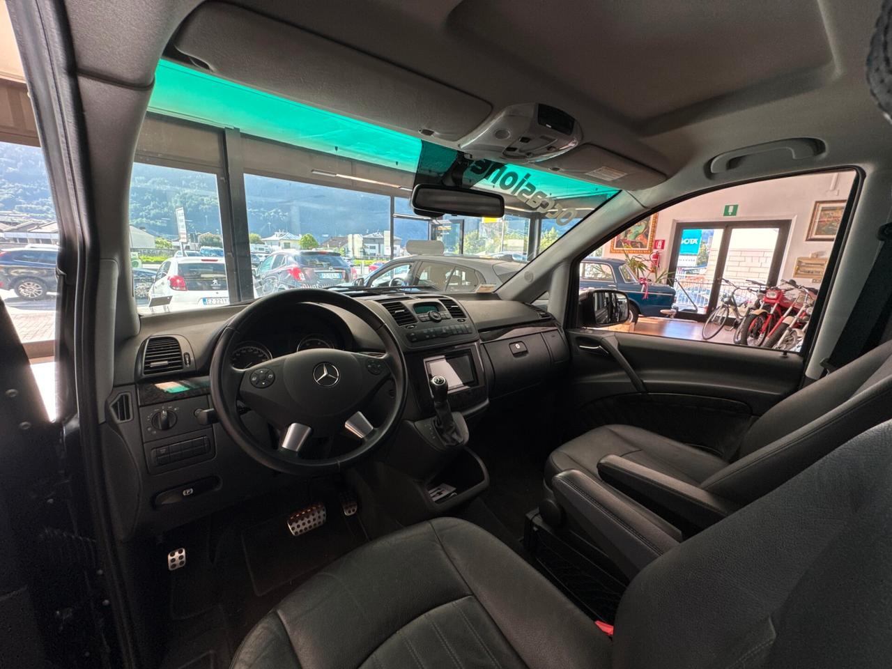 MERCEDES-BENZ VIANO 3.0cc 225CV V6 TD. 8 POSTI *IVA*