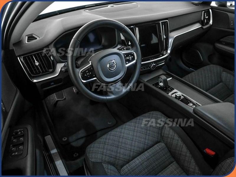 Volvo V60 Cross Country B4 (d) AWD automatico Core