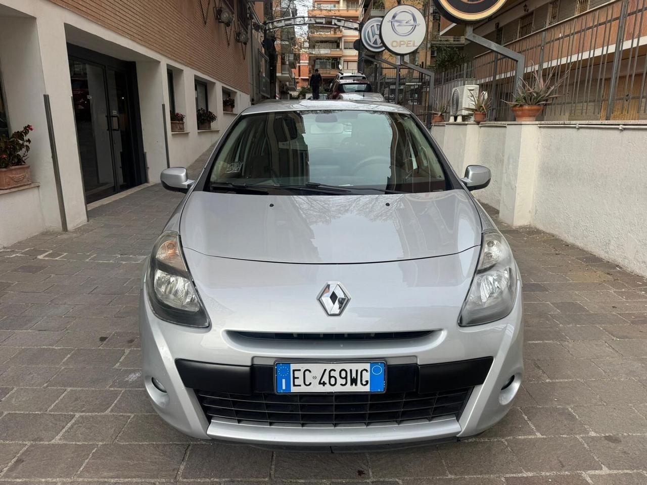RENAULT Clio 1.2 16V TCE 100CV 5 porte Luxe GPL