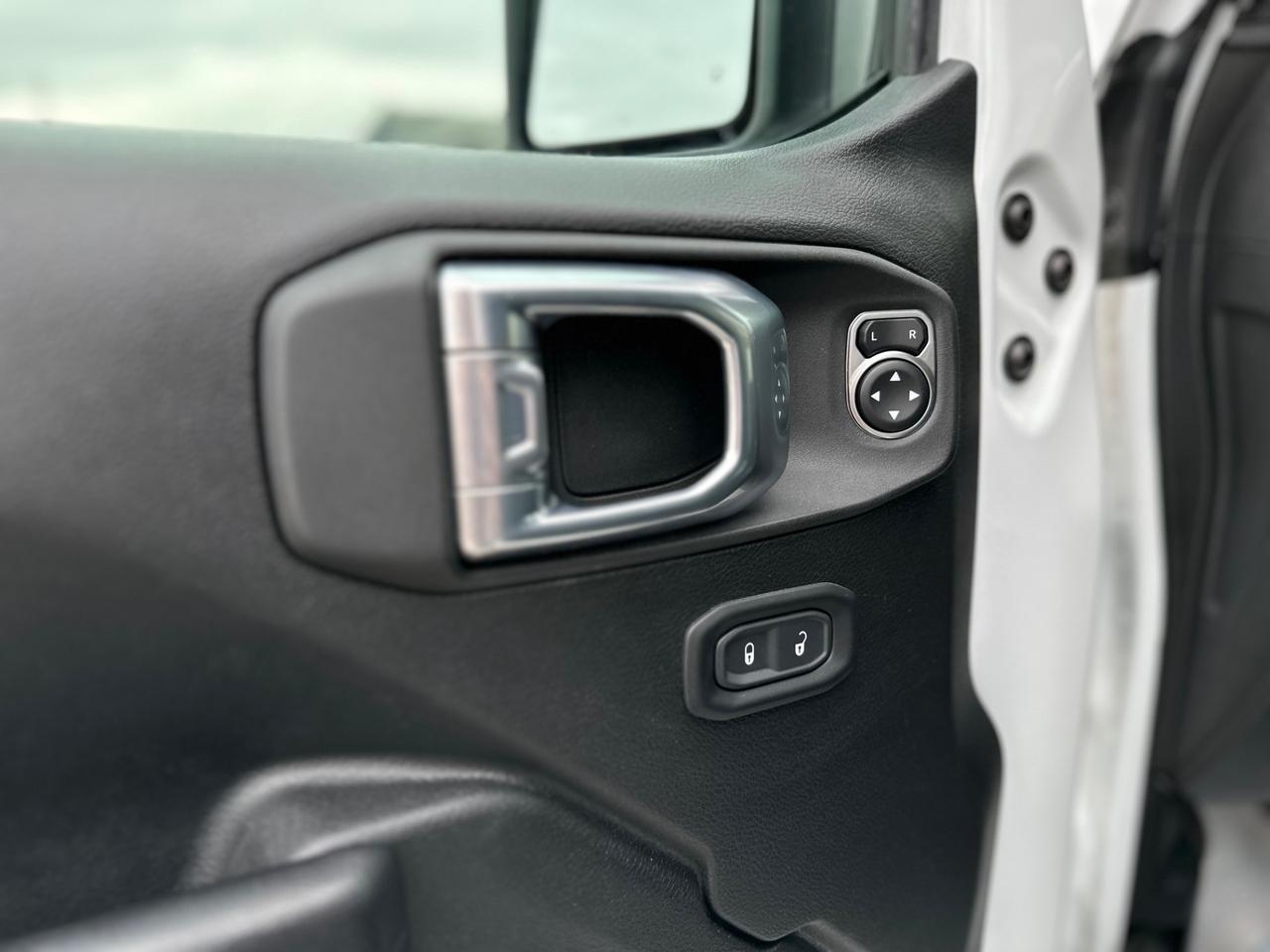 Jeep Wrangler 3.6 L V6 Sport 80th CAMBIO MECCANICO