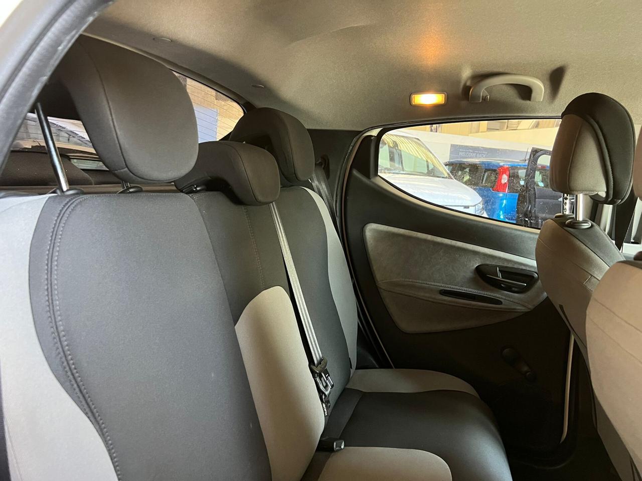 Lancia Ypsilon 1.2 Benzina 69cv UNICOP