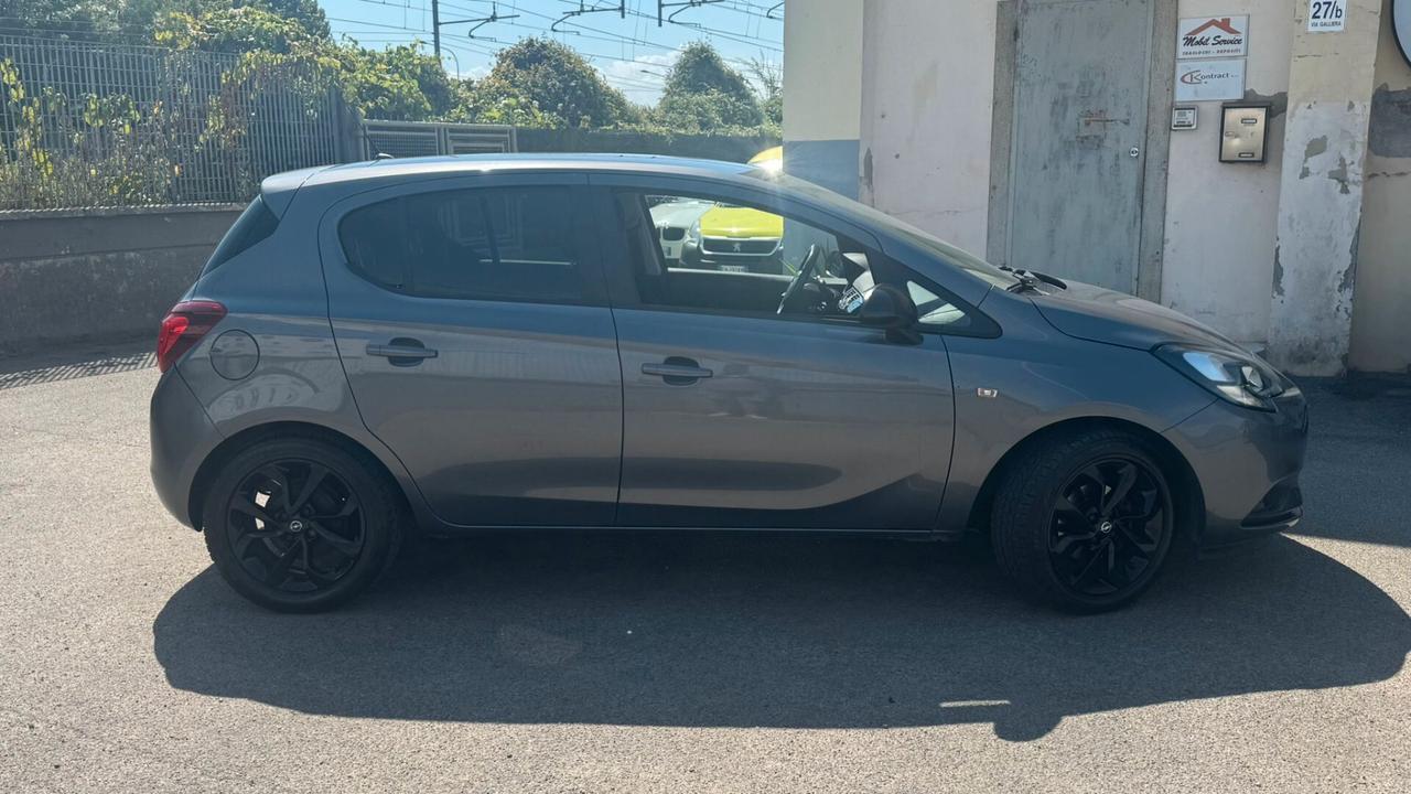 Opel Corsa 1.2 5 porte Sport