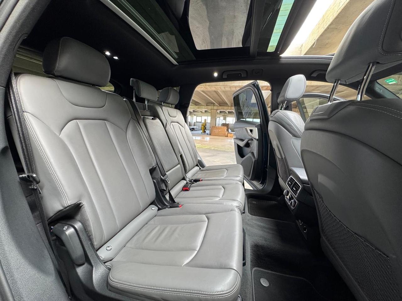 Audi Q7 45 TDI quattro tiptronic Business s-line