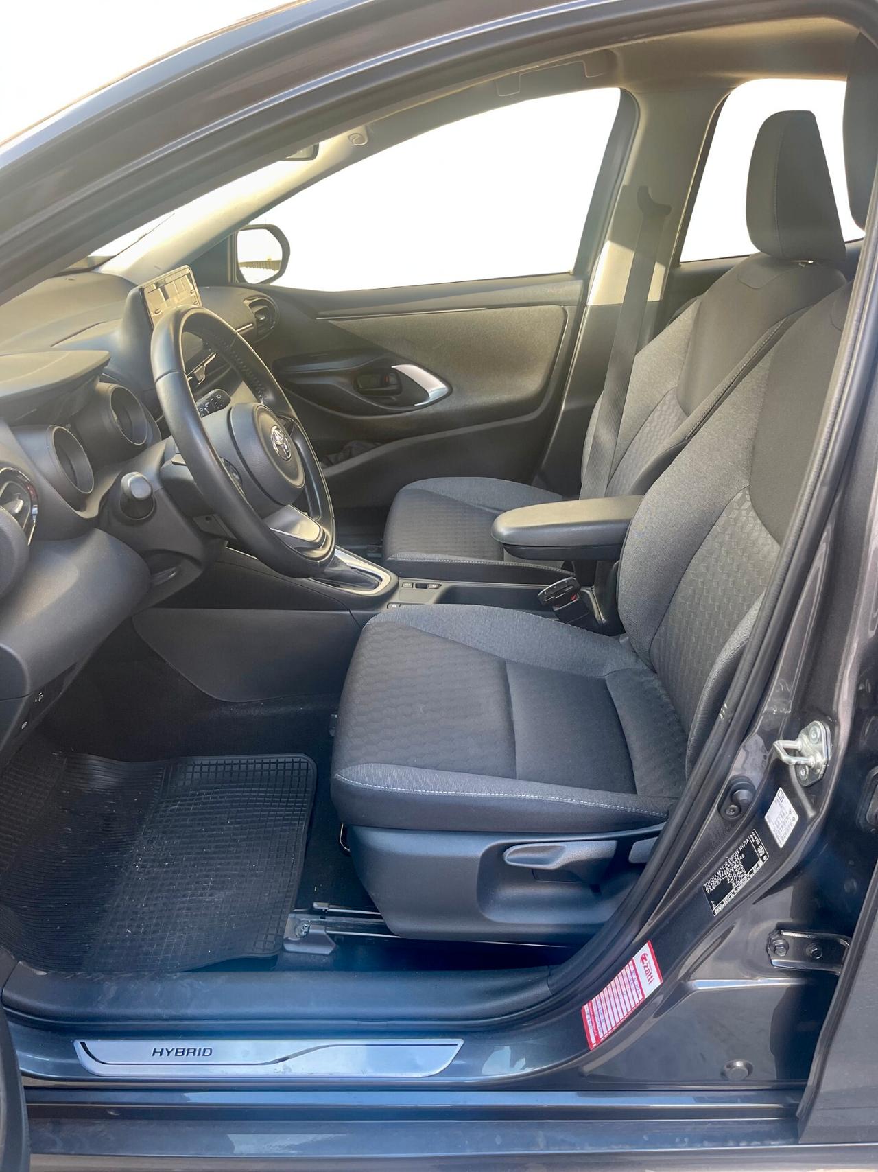 Toyota Yaris 1.5 Hybrid 5 porte Premiere