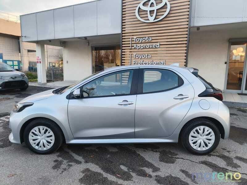 Toyota Yaris 1.5 hybrid Active