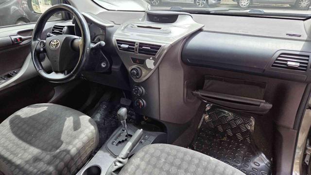 TOYOTA iQ 1.0 Sol