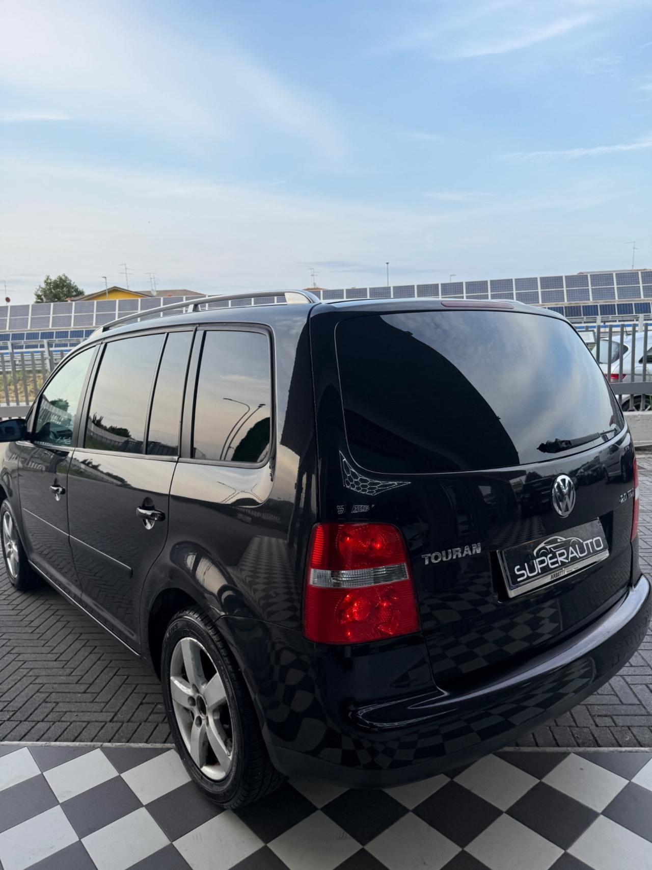 Volkswagen Touran 2.0 16V TDI Highline