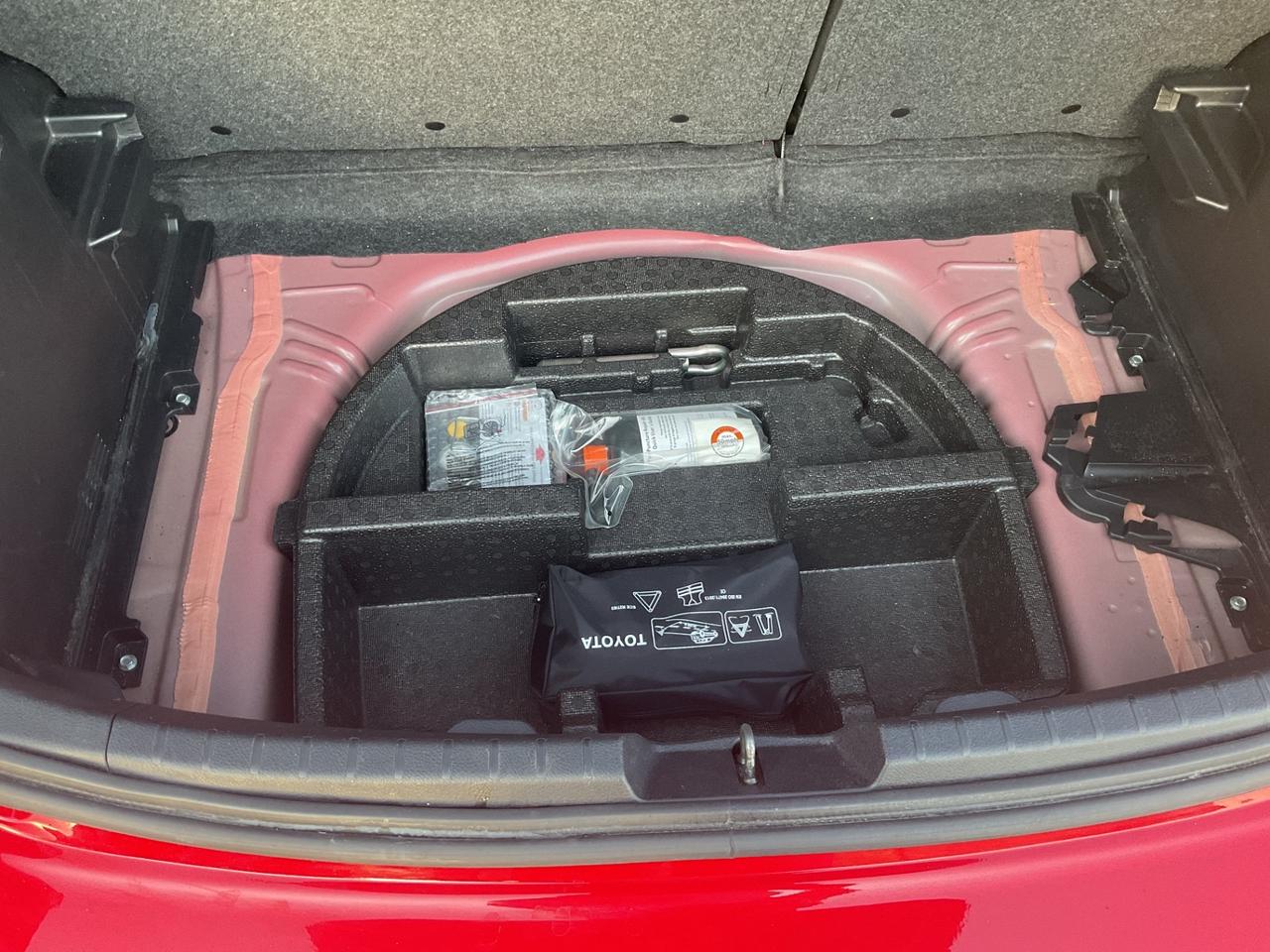 Toyota Yaris 1.5 Hybrid 5 porte Active