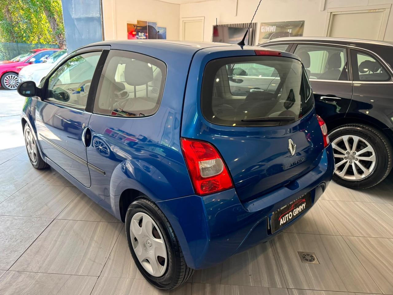 Renault Twingo 1.2 benzina neopatentati