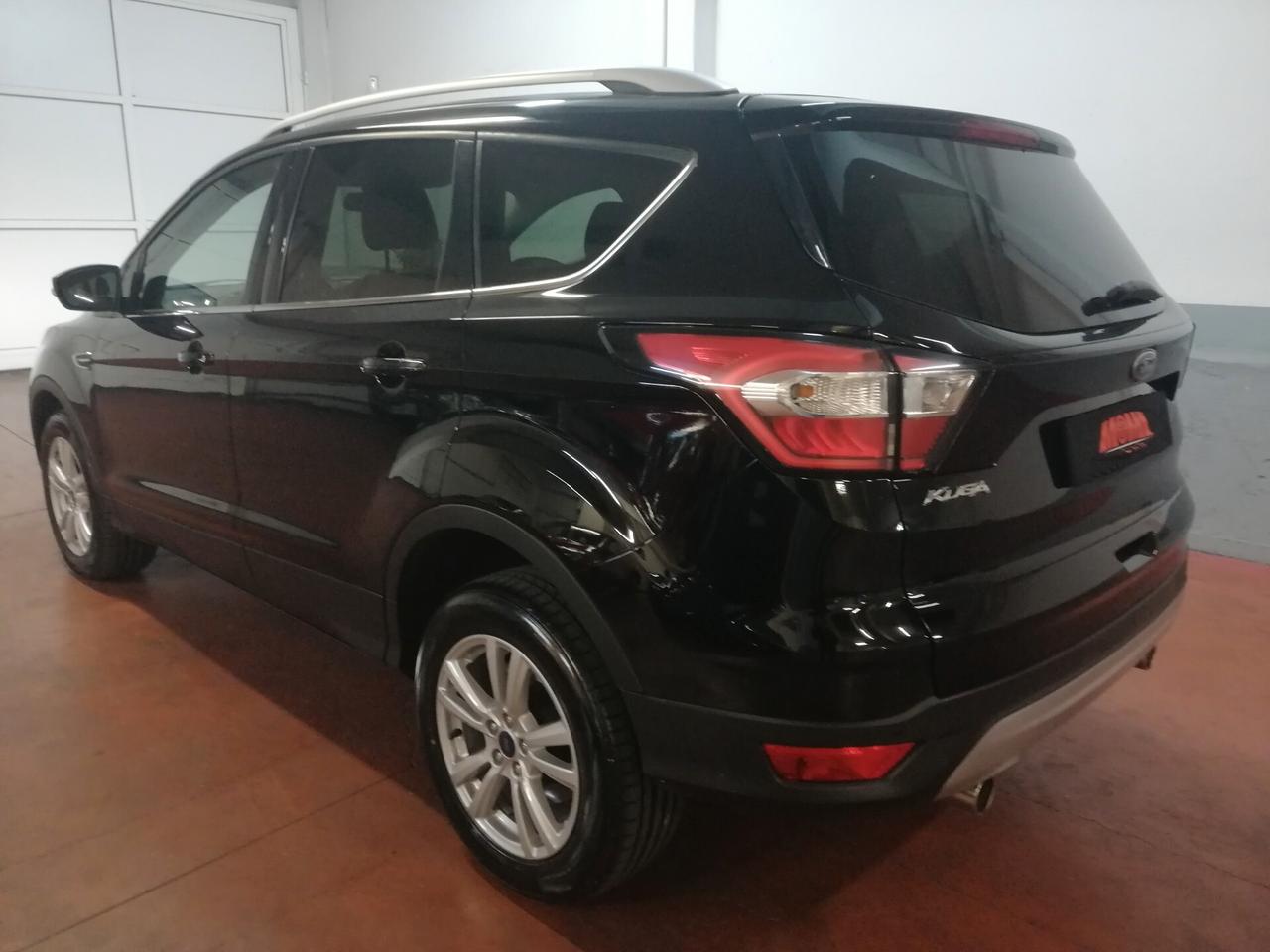 Ford Kuga 2.0 TDCI 120 CV S&S 2WD Business
