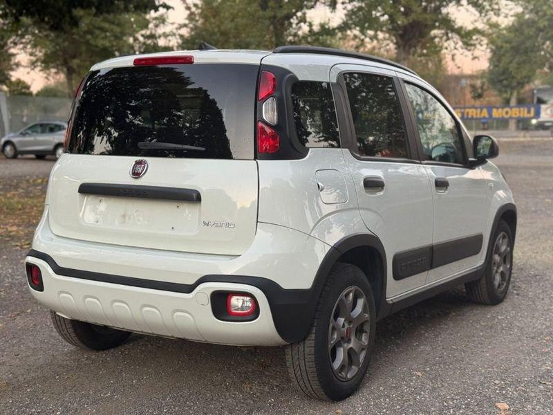 FIAT Panda Cross 1.0 FireFly Hybrid City Cross+ GPL