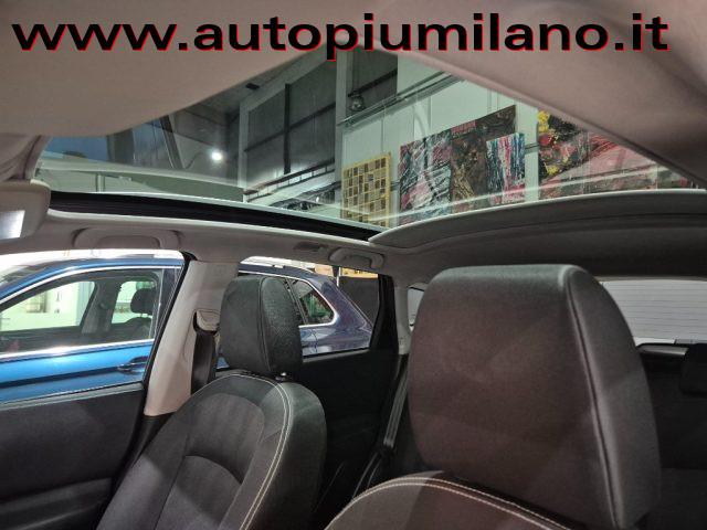 NISSAN Qashqai 2.0 dCi DPF 4WD aut. n-tec