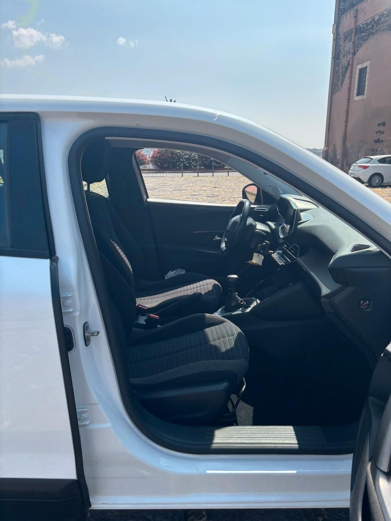 Peugeot 2008 1.5 Blue-HDi Active Business