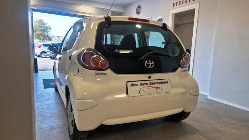 Toyota Aygo 1.0 12V VVT-i 68 CV Sol Connect