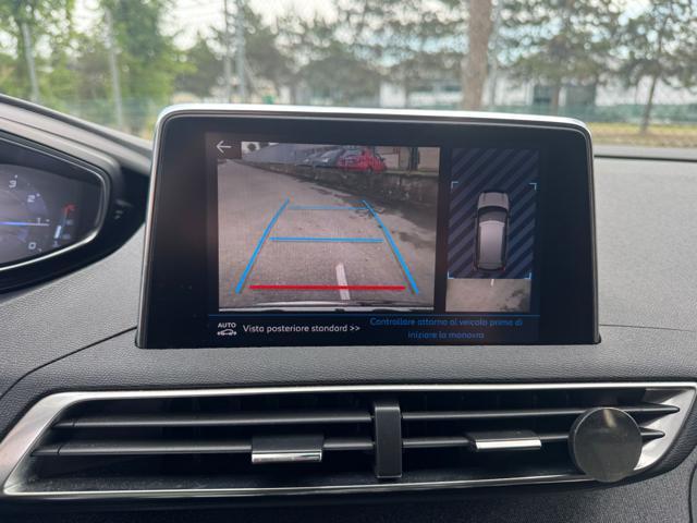 PEUGEOT 3008 PureTech Turbo 130CV Allure EAT8 NAVI+RETR.