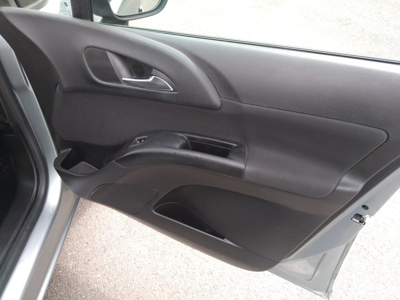 Opel Meriva 1.4 100CV Cosmo x neopatentati