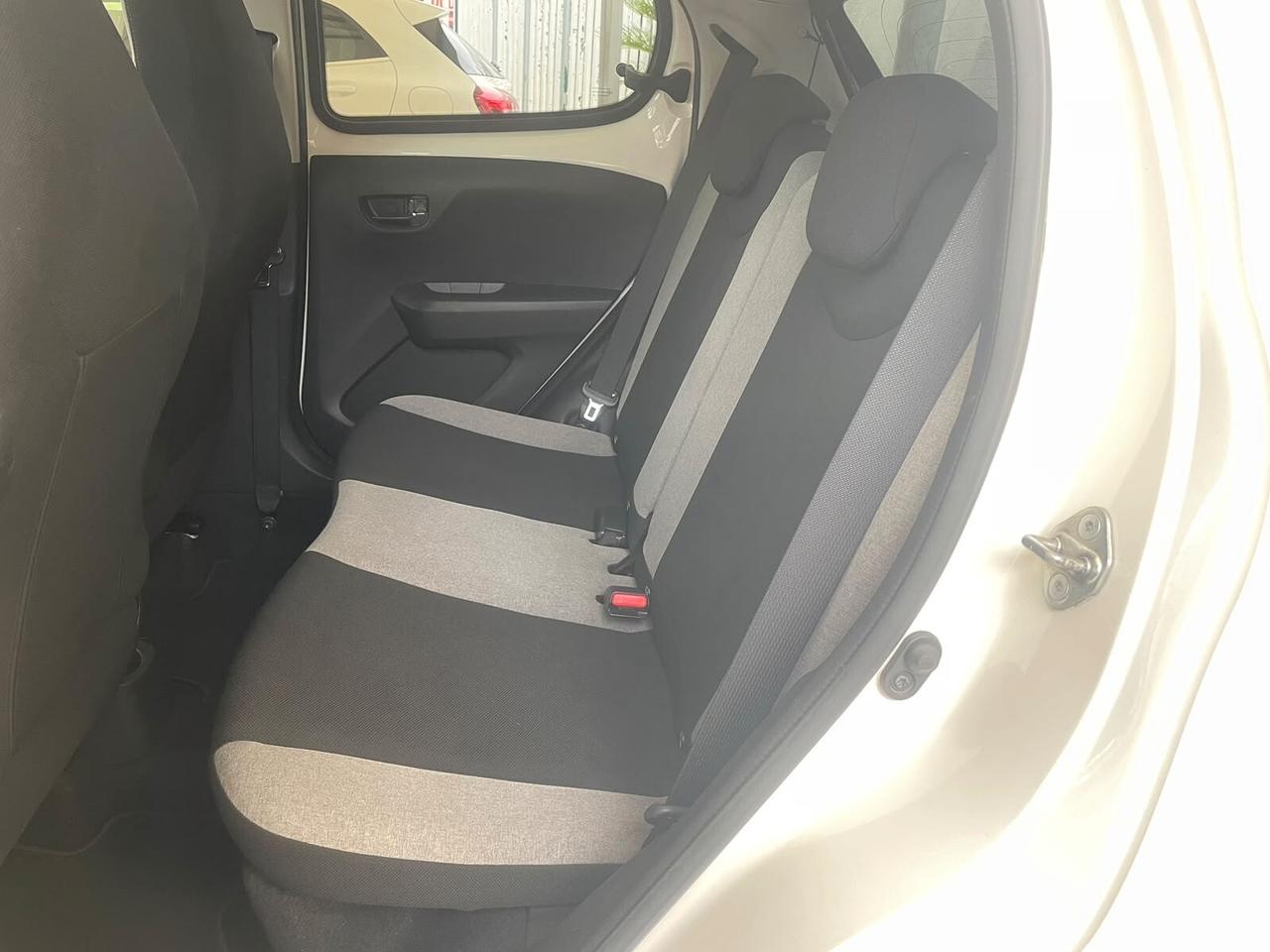 Citroen C1 PureTech 82 5 porte Shine