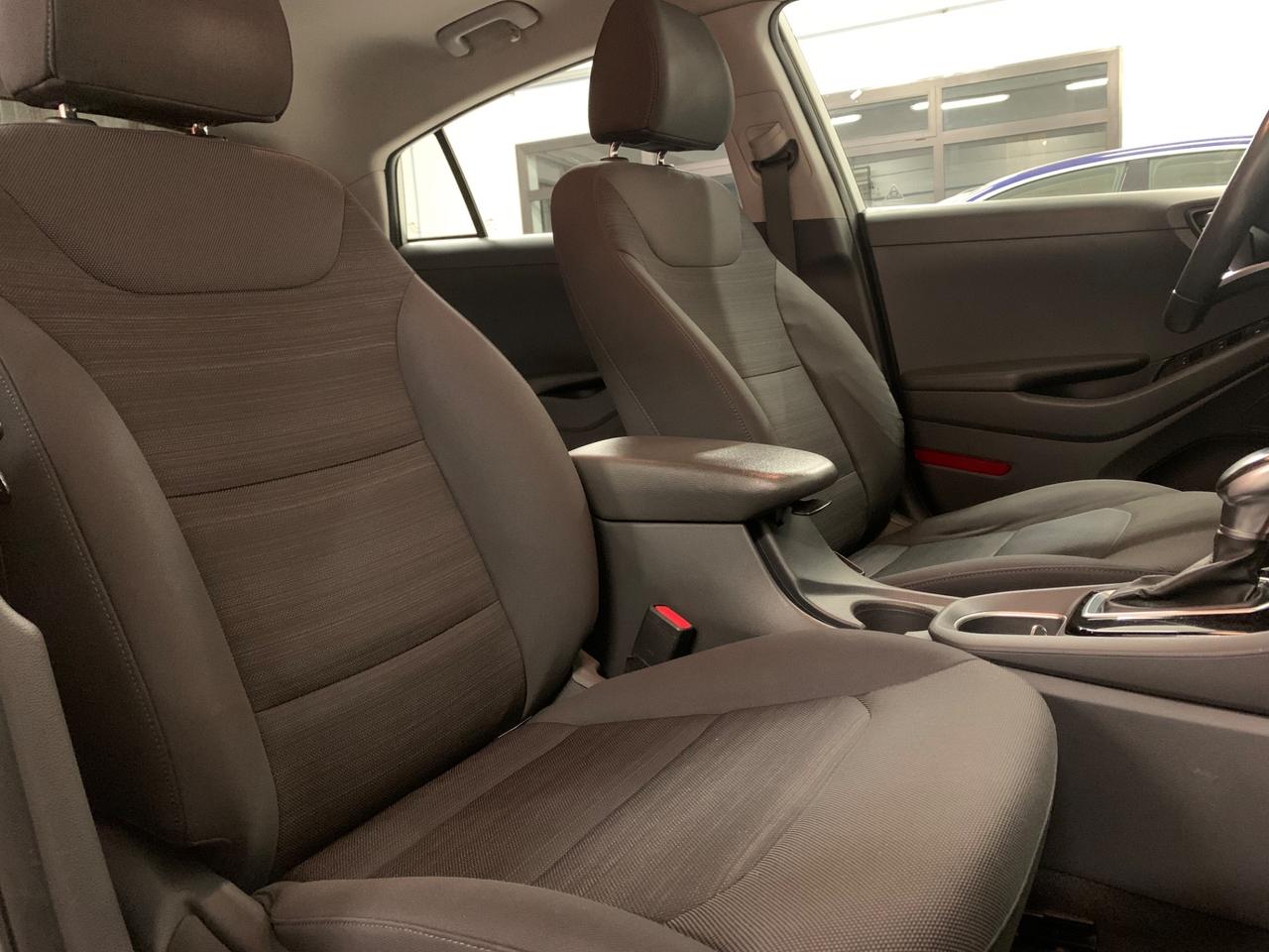 Hyundai Ioniq 1.6 Hybrid DCT Comfort