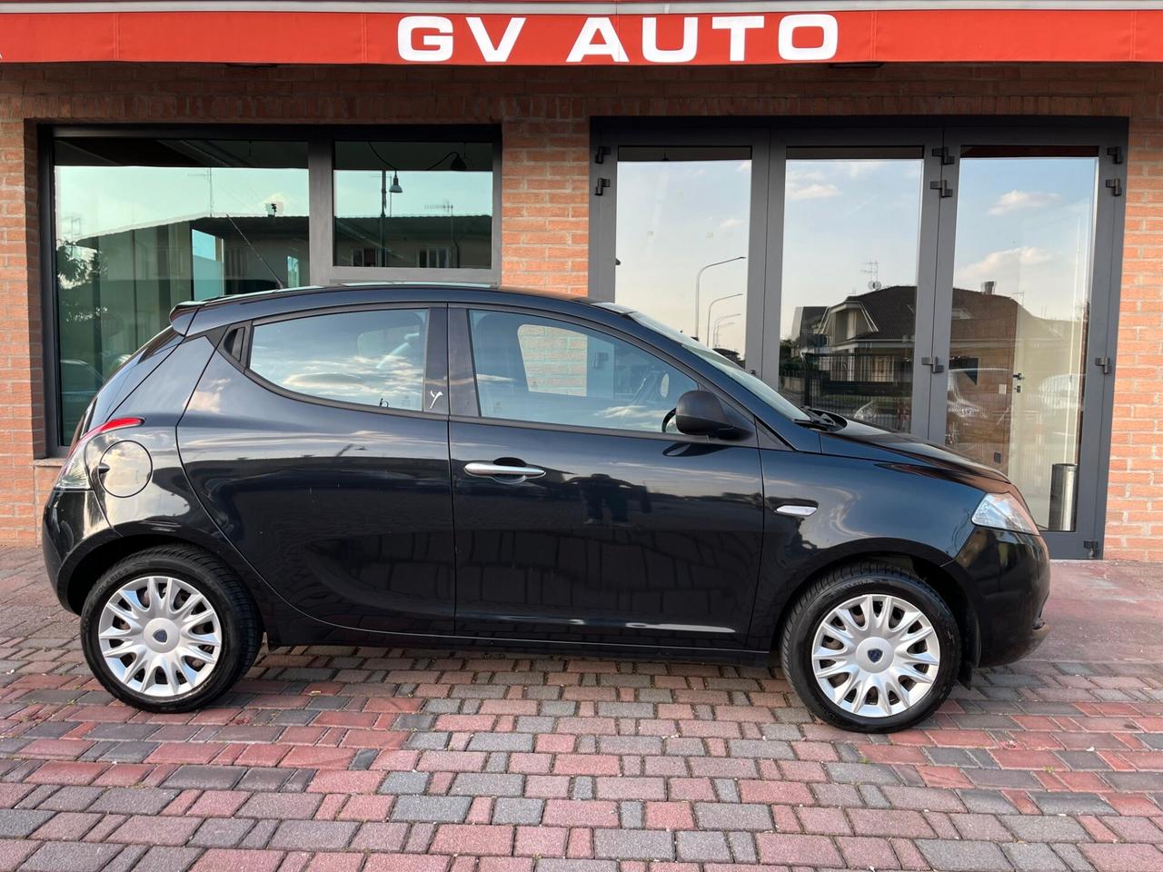 Lancia Ypsilon 1.3 MJT