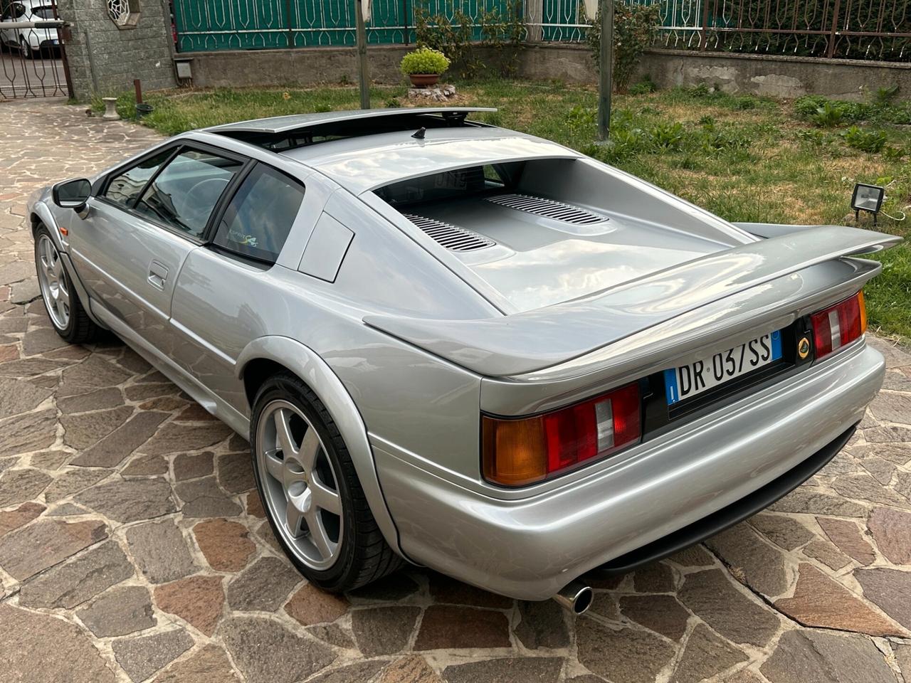 Lotus Esprit 2.0i s4s motore nuovo