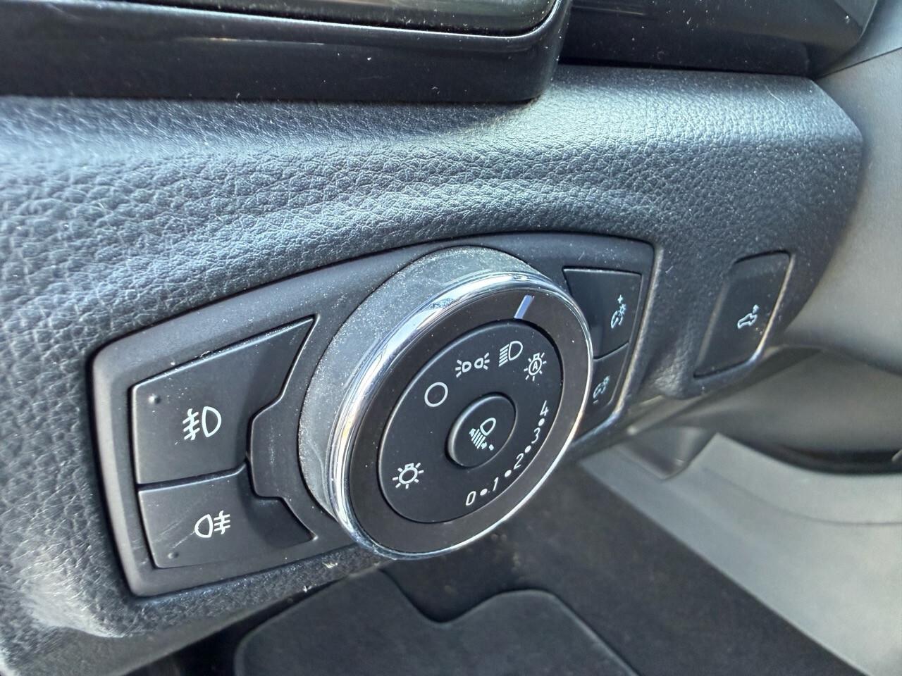 Ford Ranger 2.0 ECOBLUE DC XLT 5 posti