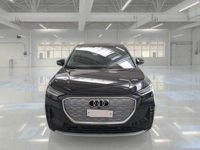 AUDI Q4 e-tron Q4 40 e-tron Business Advanced