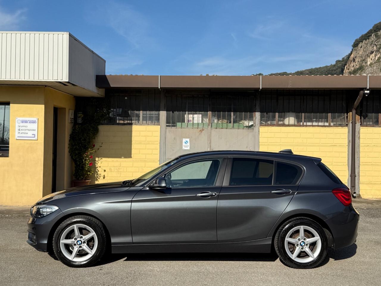 Bmw 116 116d 5p. Efficient Dynamics Business