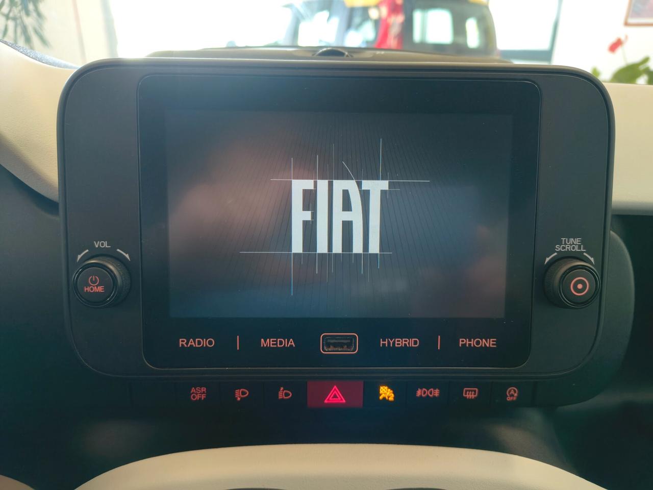 Fiat Panda 1.0 FireFly S&S Hybrid Pandina