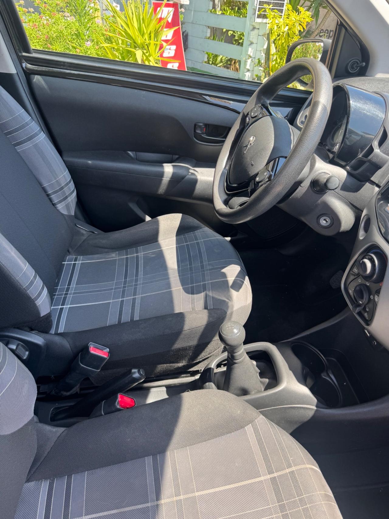 Peugeot 108 VTi 68 5 porte Allure GARANTITA