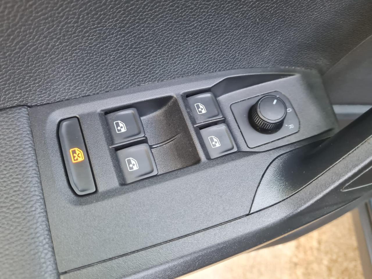 Seat Arona 1.0 TGI 90 CV Reference – Marzo 2022 – €12.900