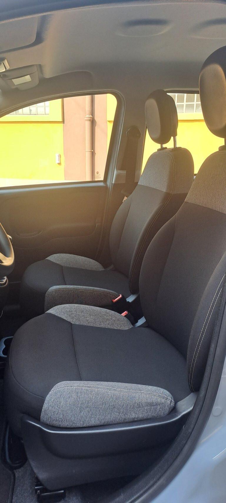 Fiat Panda 1.0 FireFly S&S Hybrid 70 CV AUTO PER NEOPATENTATI! KM. 22.000