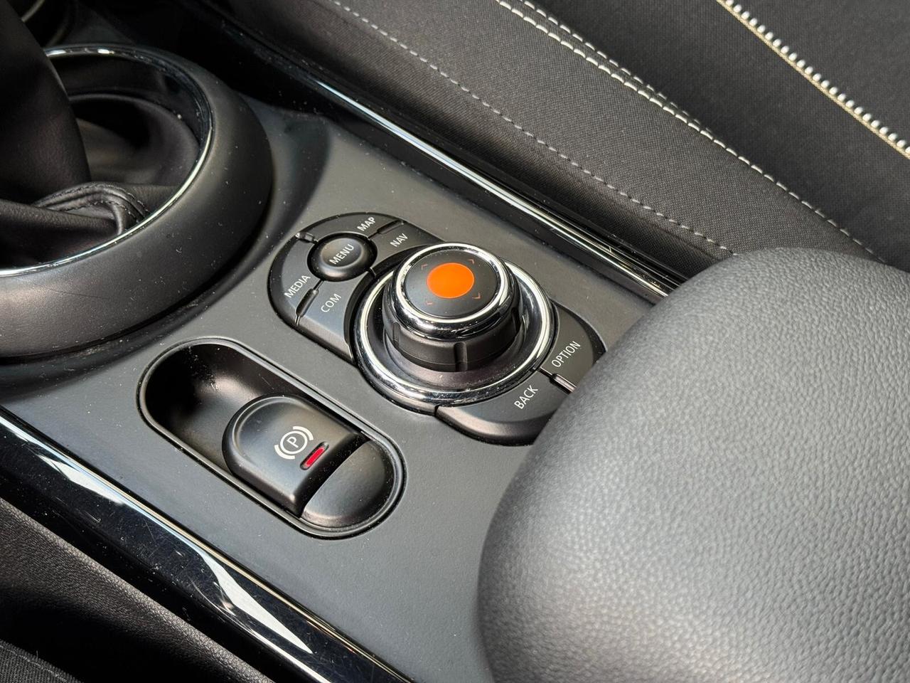 Mini Cooper D Clubman 2.0 Automatica 150 cv