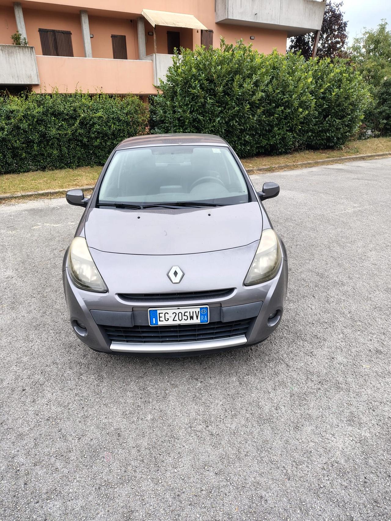 Renault Clio 1.2 16V 5 porte GPL Dynamique