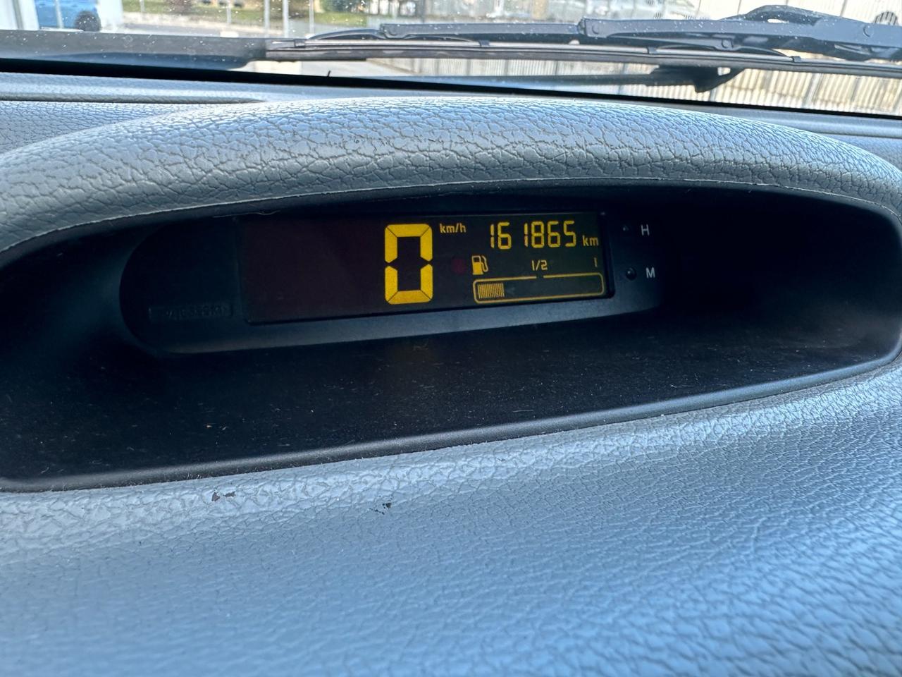 Renault Twingo 1.2i Neopatentati