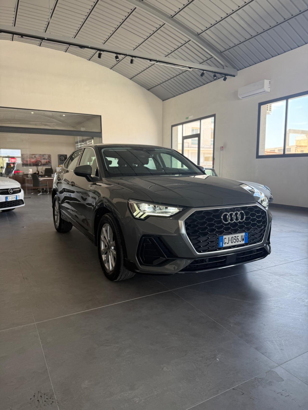 Audi Q3 SPB 35 TDI S tronic Business Plus