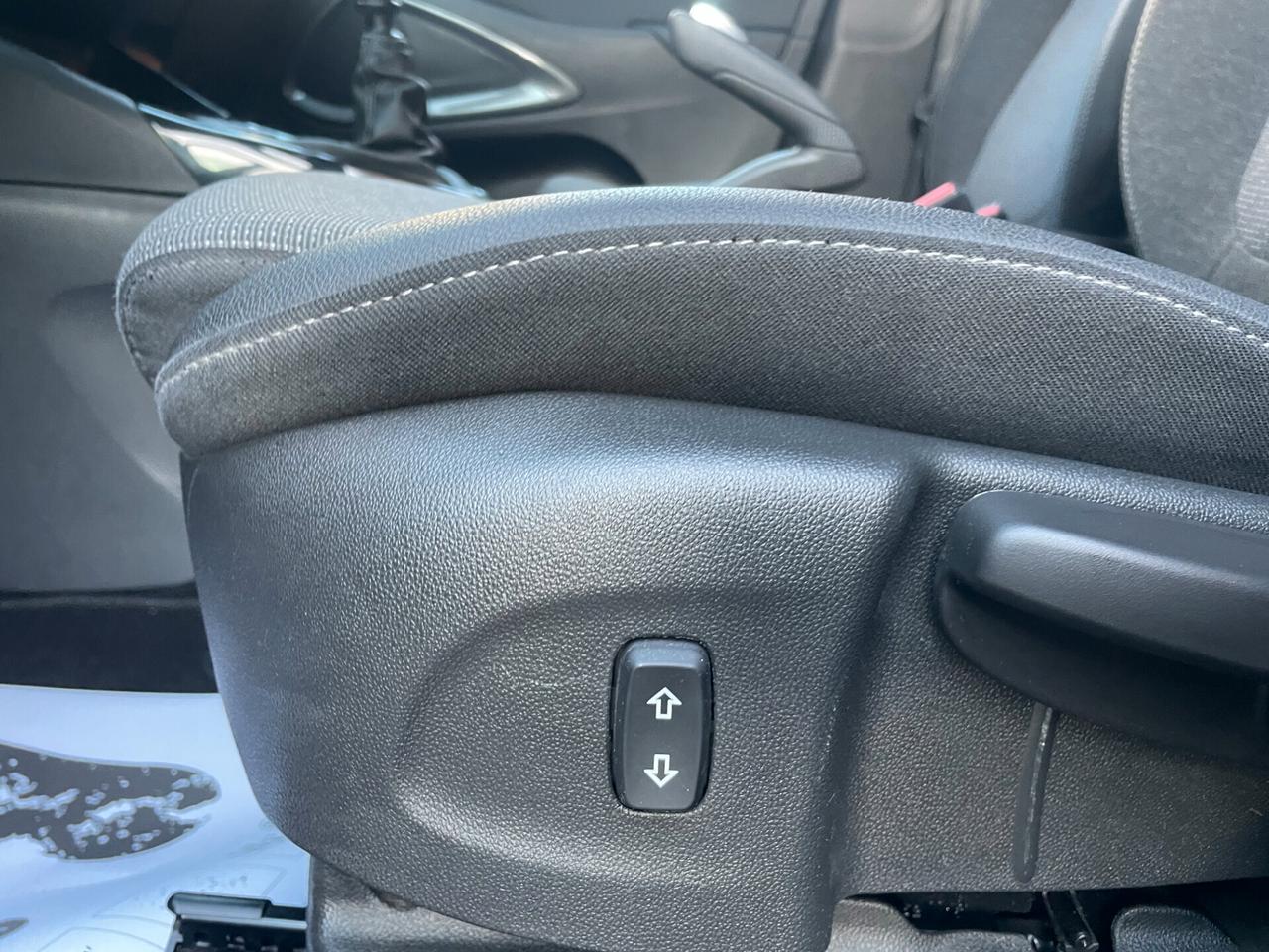 Opel Crossland UNICO PROPRIETARIO - SERVICE COMPLETO