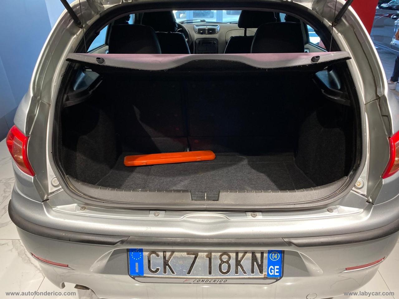 ALFA ROMEO 147 1.9 JTD 115CV 5p. Distinctive