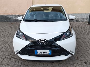 Toyota Aygo 1.0 VVT-i 69 CV 5 porte x-business