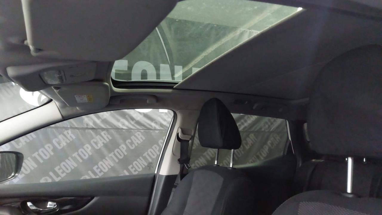 Nissan Qashqai 1.5 dCi tetto in vetro full