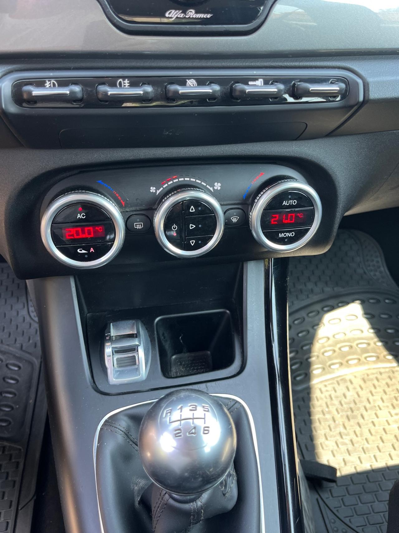 Alfa Romeo Giulietta 1.6 MTJ 105 CV FULL NAVI BELLISSIMA
