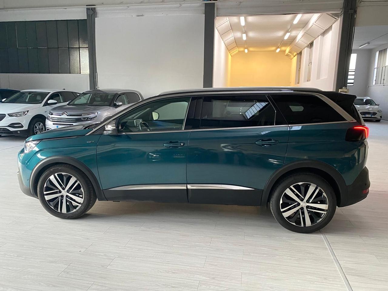 PEUGEOT 5008 BLUEHDI GT PACK 177CV - FULL LED, VIRTUAL COCKPIT, SETTE POSTI