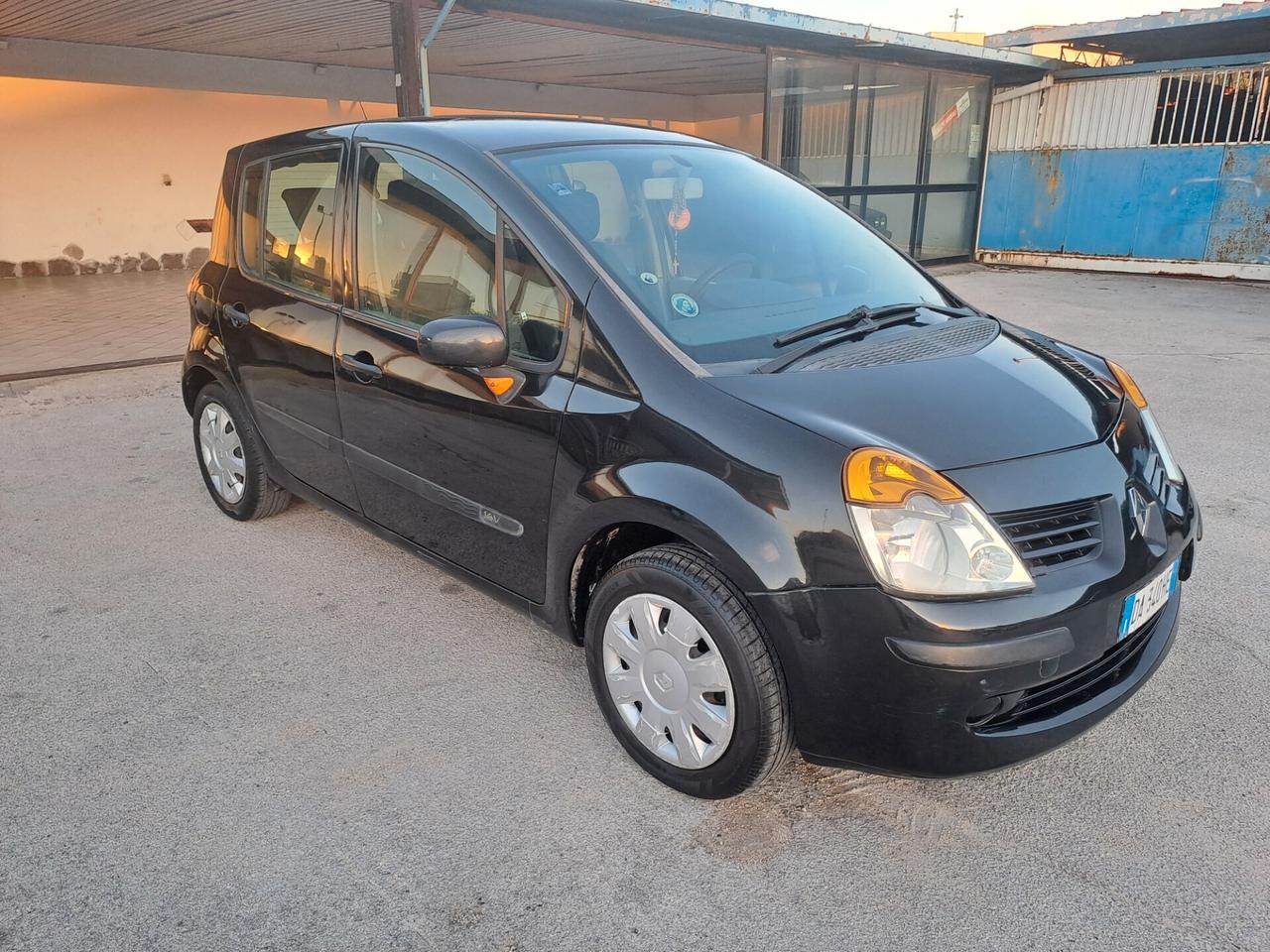 Renault Modus 1.2 16V Dynamique