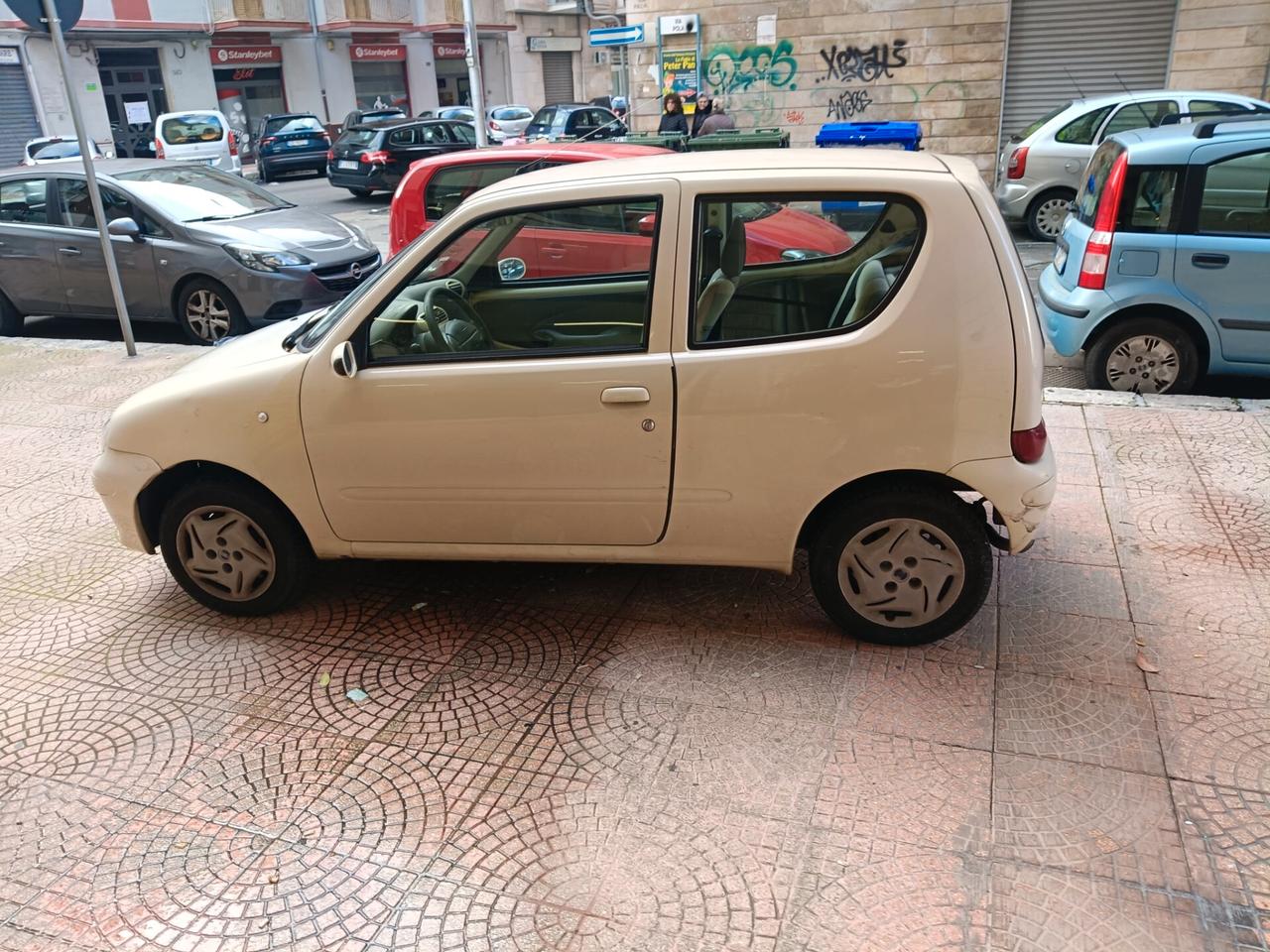 Fiat 600 1.1-VISTA E PIACIUTA -NEOPATENTATI-Euro1690