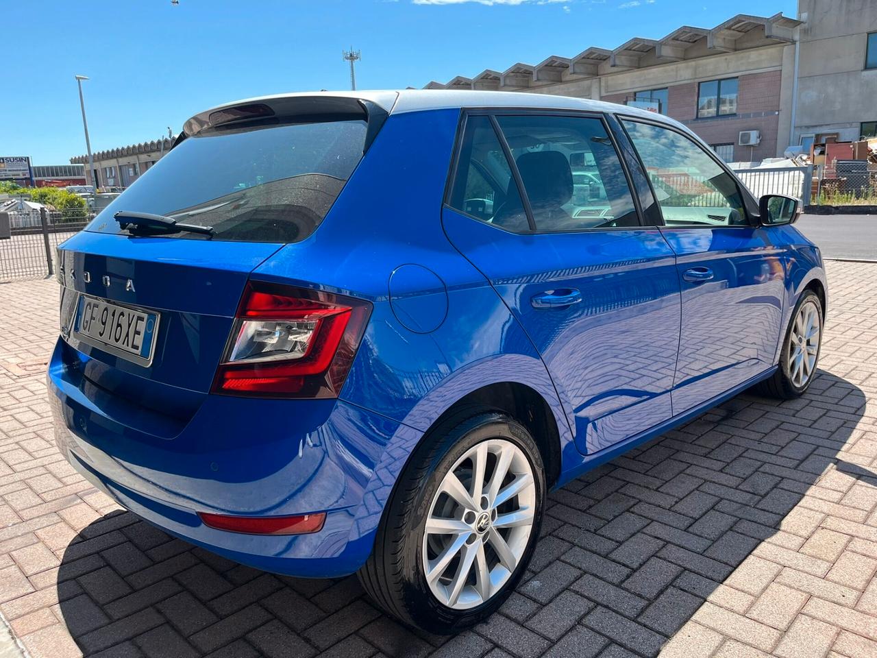 Skoda Fabia 1.0 TSI Twin Color Argento